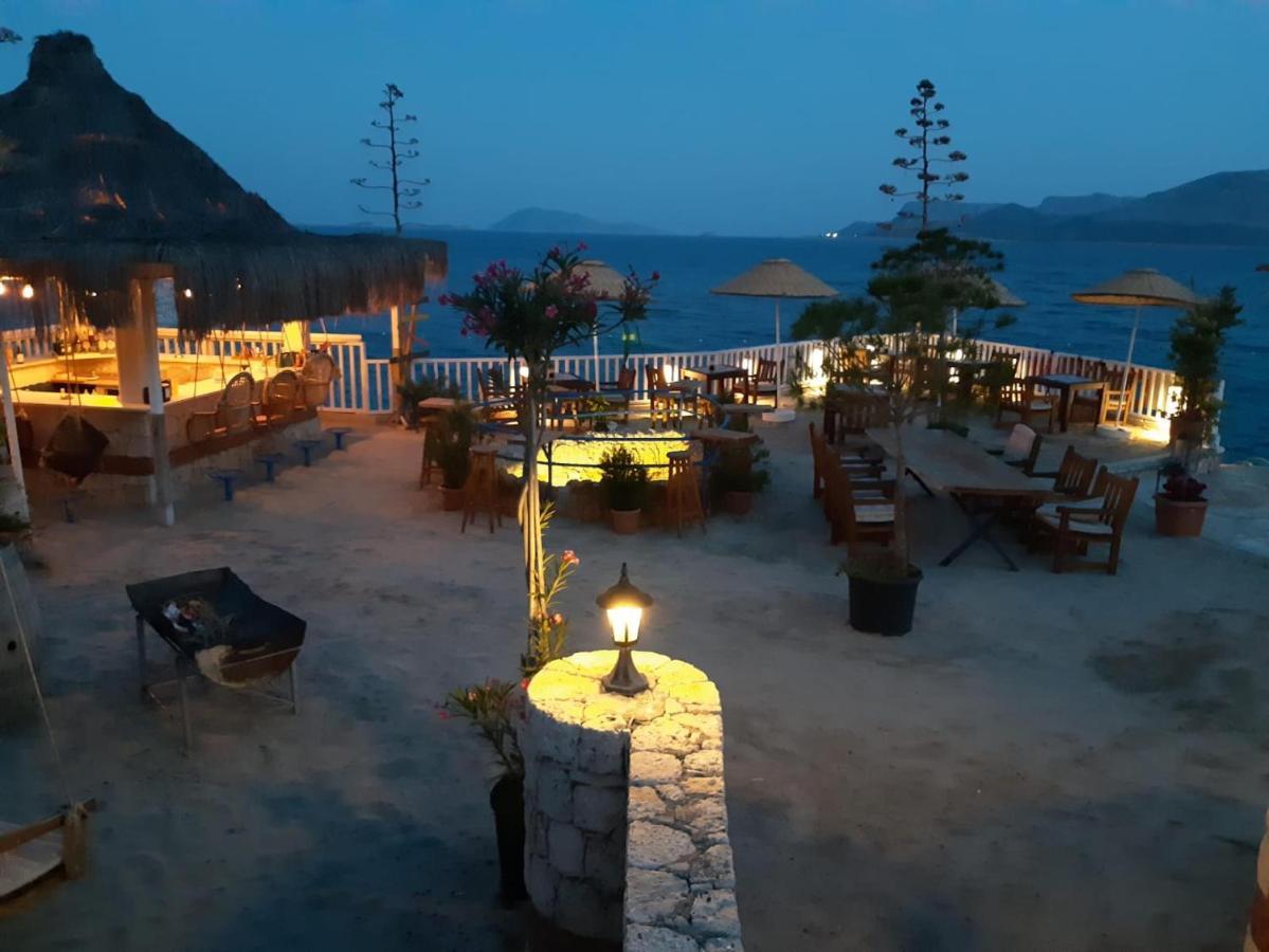 Aquarius Hotel Kaş Buitenkant foto